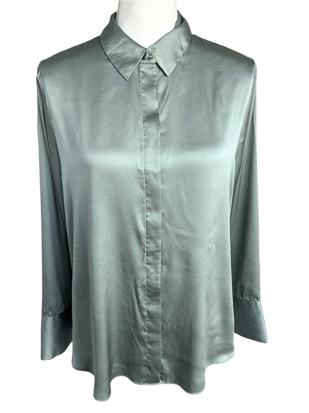 Chico’s Sage Green Satin Blouse Hidden Button Front Silky Top Size 2